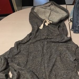 American Eagle long neck hoodie